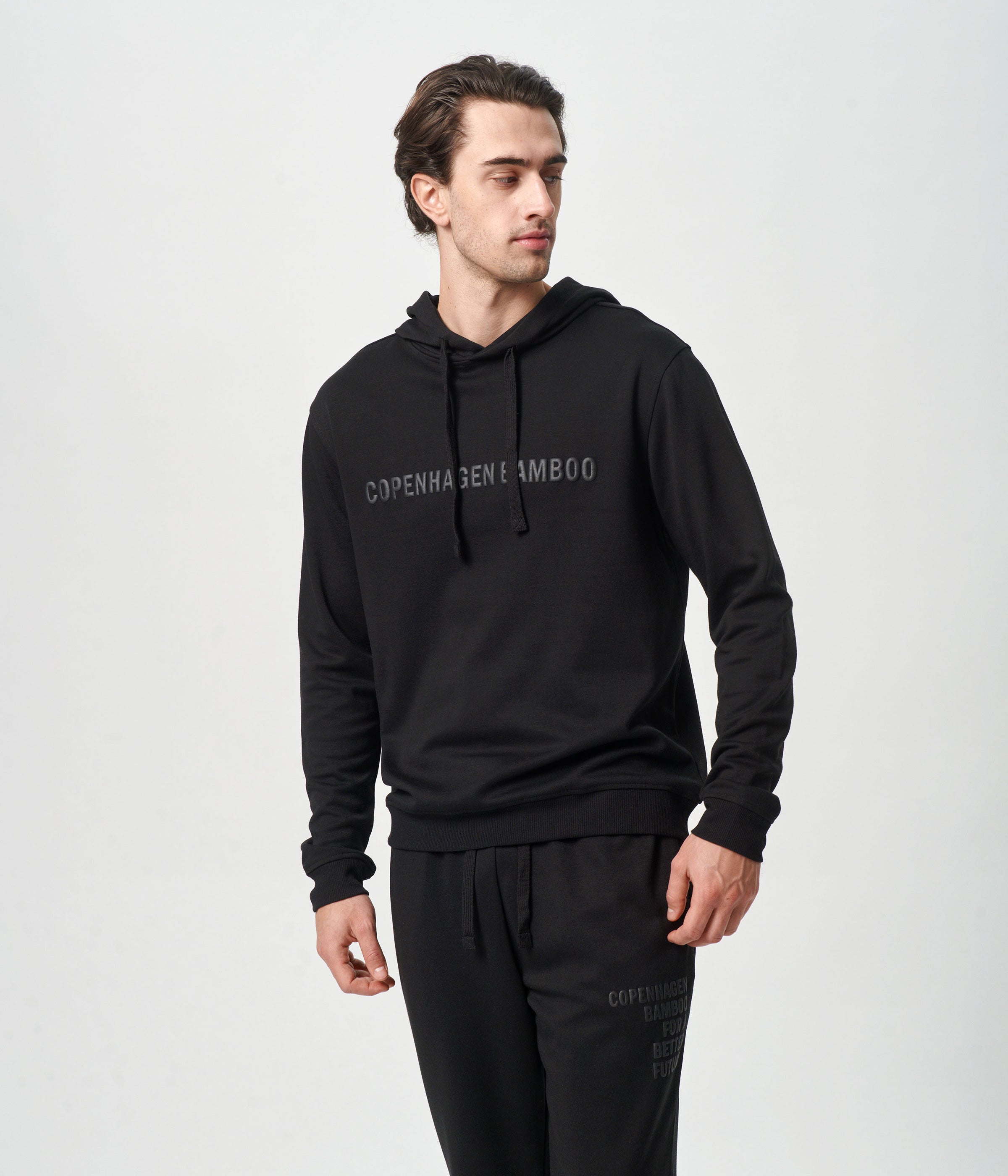 Sort bambus hoodie med logo    Copenhagen Bamboo