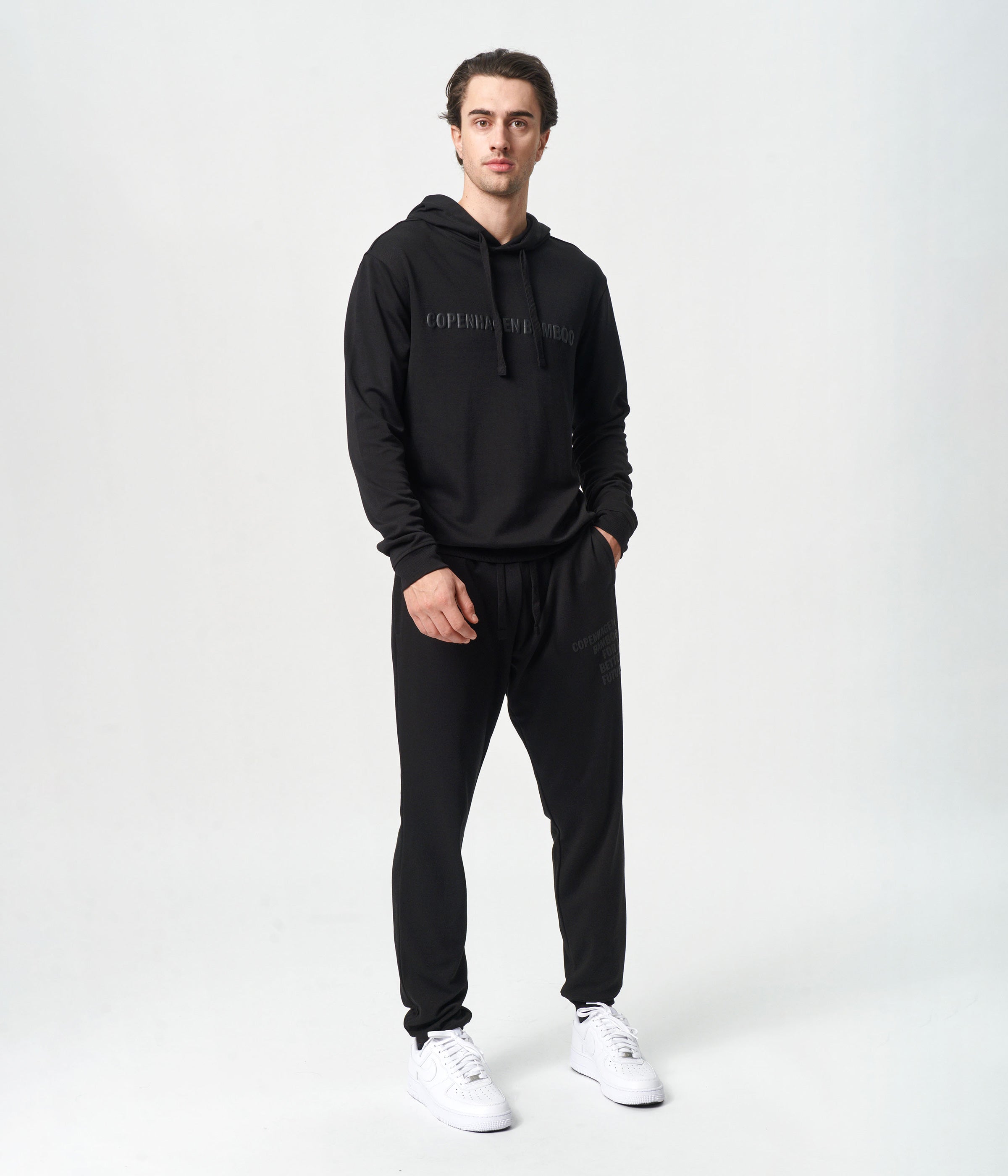 Sort bambus hoodie med logo    Copenhagen Bamboo